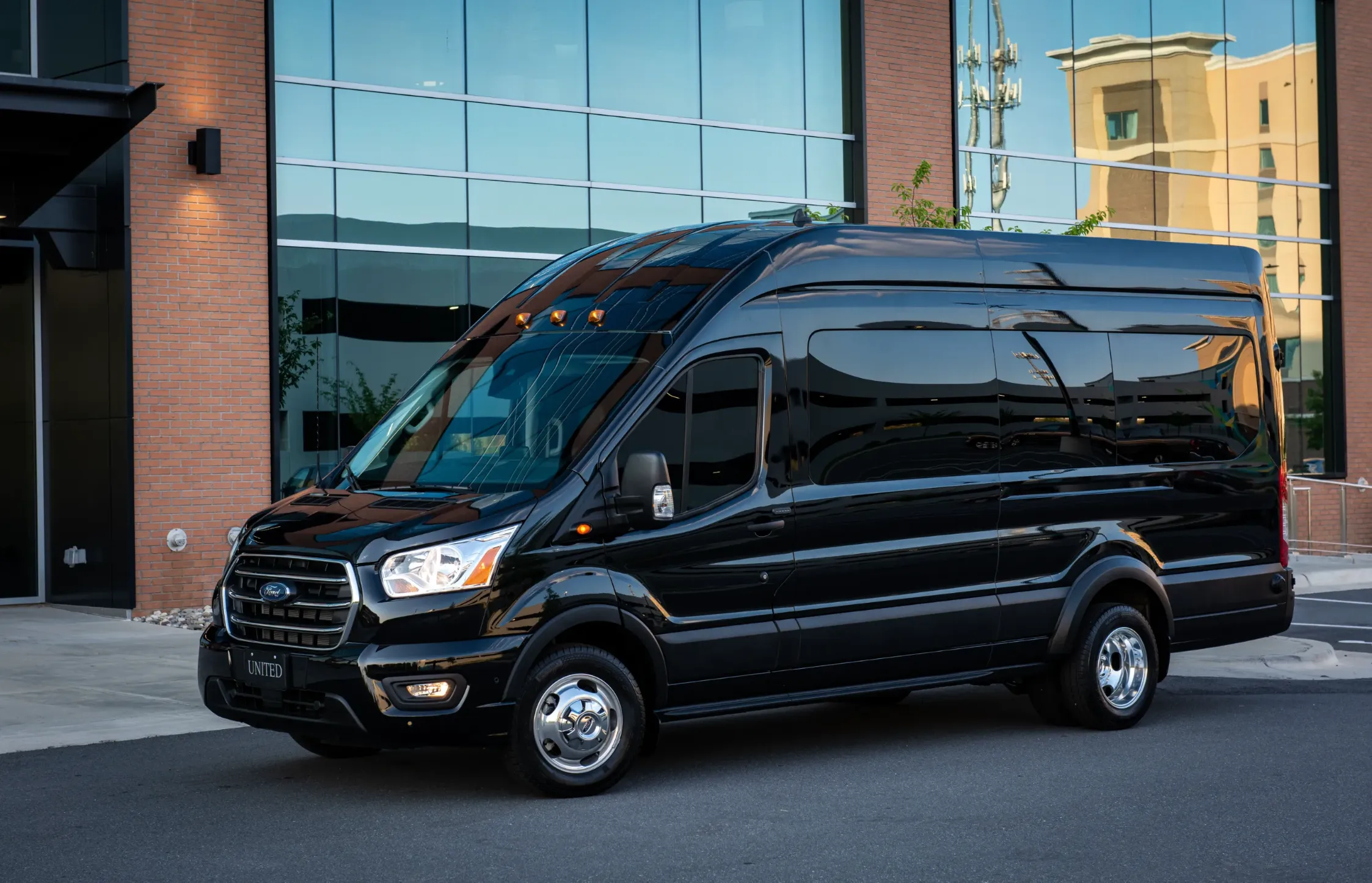 Mercedes V-Class private hire MPV for Heathrow airport transfers